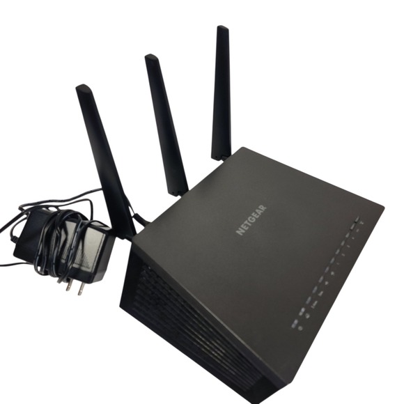NETGEAR Nighthawk‎ AC1900 Smart WiFi Router R7000 High Wireless Router - Picture 3 of 5
